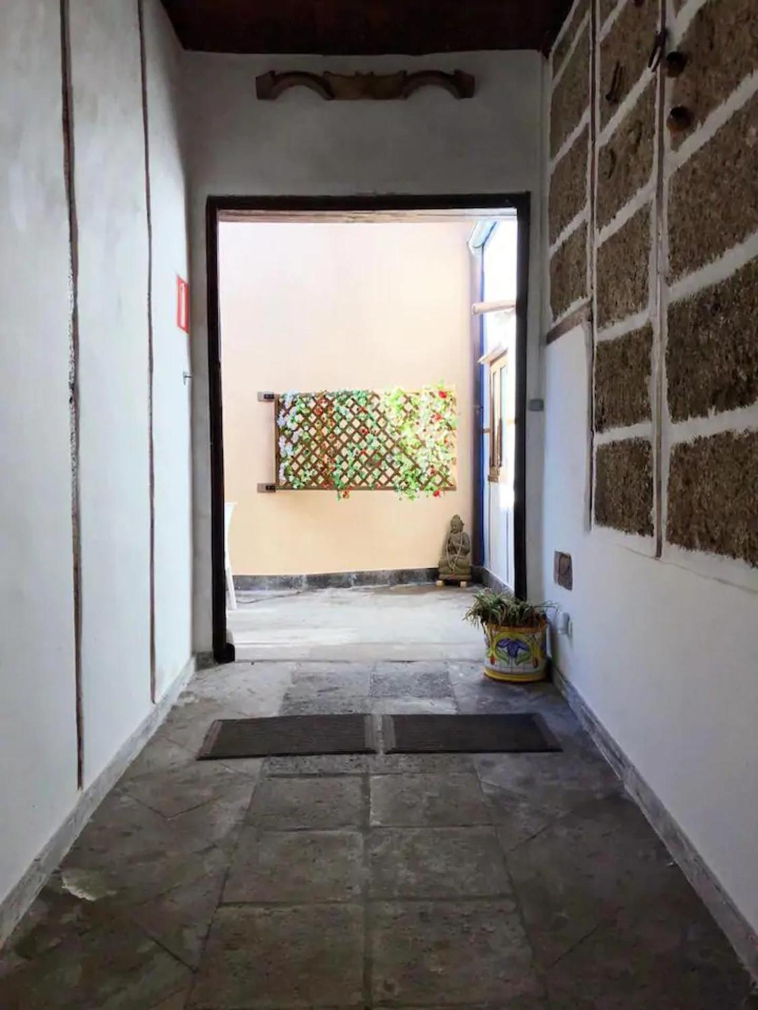 Elegant Studio In The Heart Of Garachico 100 Sqm Parking Available Apartamento Exterior foto